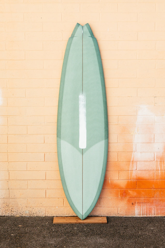 7'0 Quad Fraternal Twin in Emerald-Imperfects-Imperfects